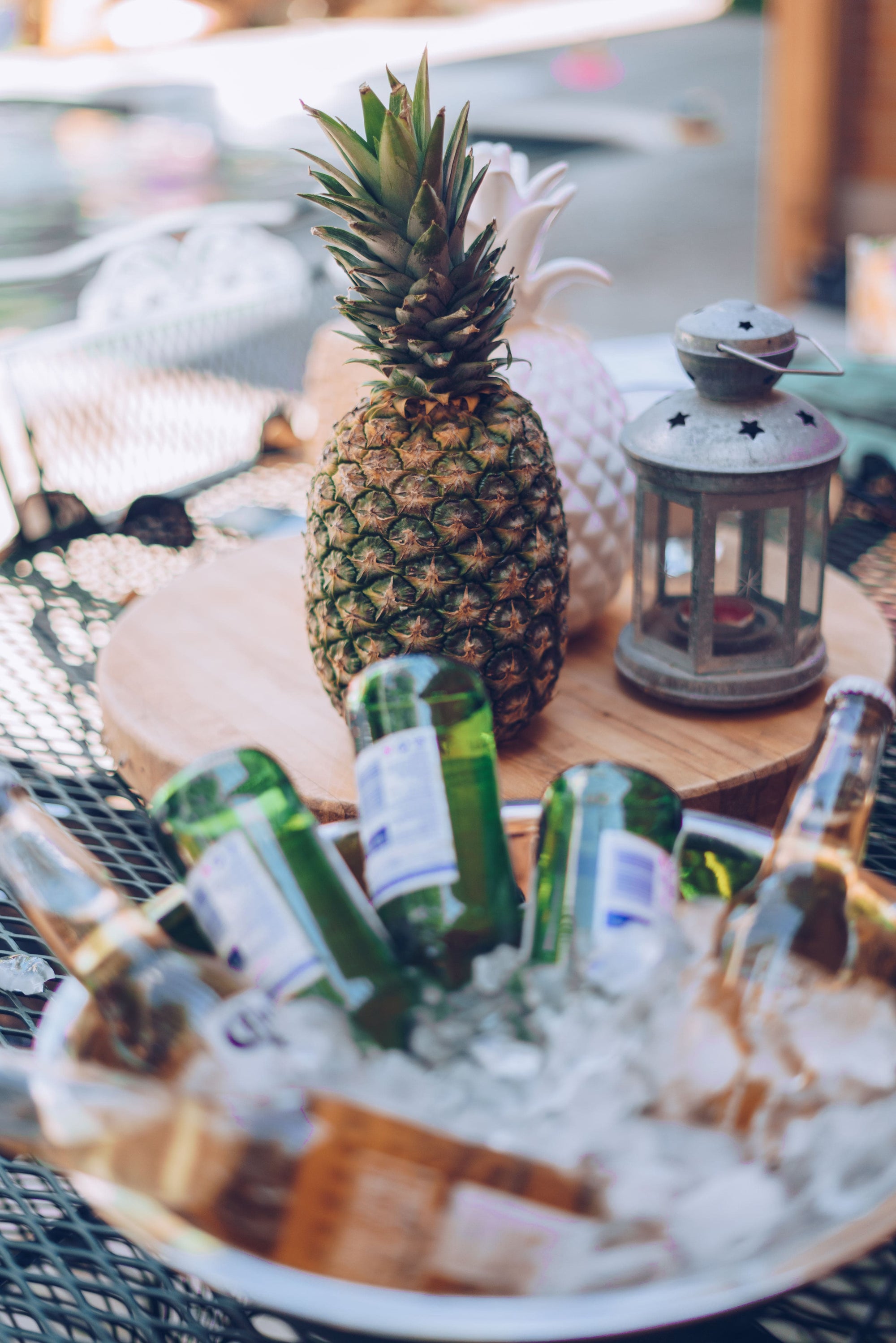 Bier gekühlt mit Eis im Eimer