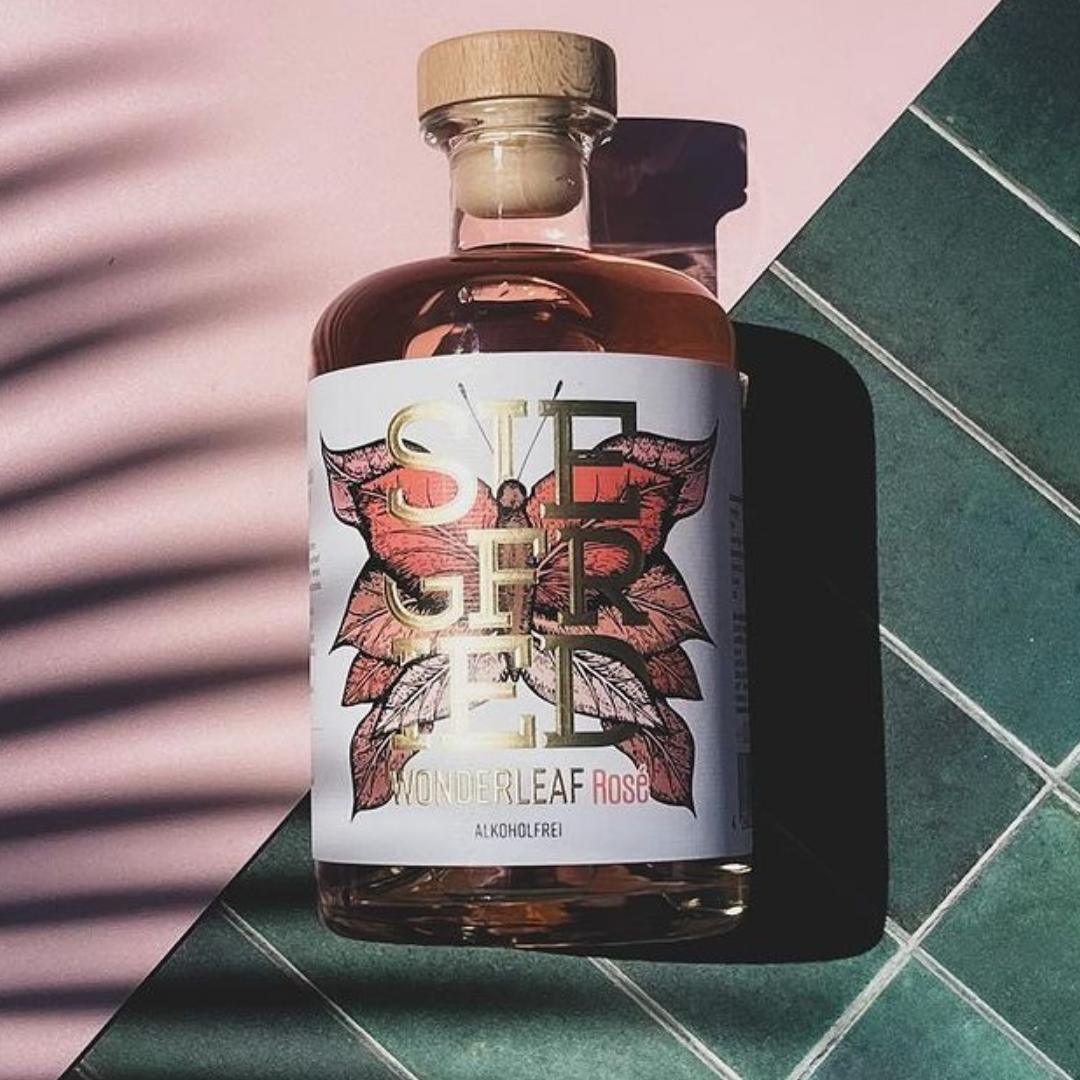 Mocktail mit Wonderleaf Rosé – Erfrischende alkoholfreie Alternative für Gin-Liebhaber