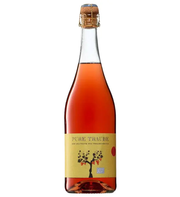 Flasche des Pure Traube Alkoholfreien Rosé Secco von J. Trautwein, mit Bio-Zertifizierung, rotes Etikett mit Baum-Motiv