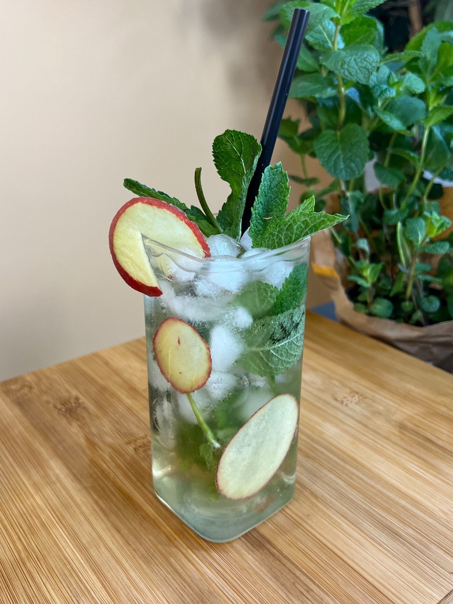 Gin-Cider-Cocktail alkoholfrei