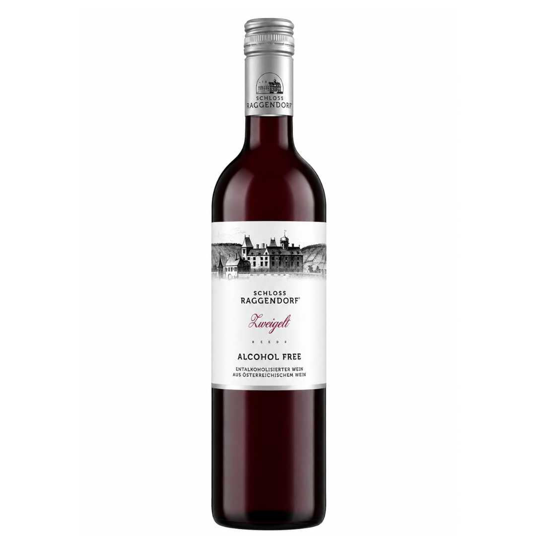 Alkoholfreier Zweigelt Rotwein von Schloss Raggendorf freigestellt vor weißem Hintergrund