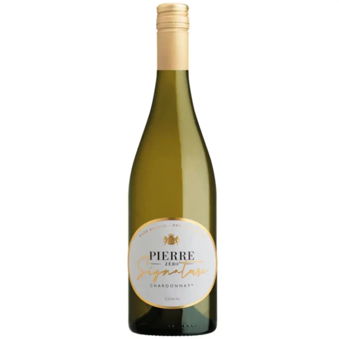 Flasche alkoholfreier Pierre Zero Signature Chardonnay-Wein mit grüner Farbe und Goldetikett