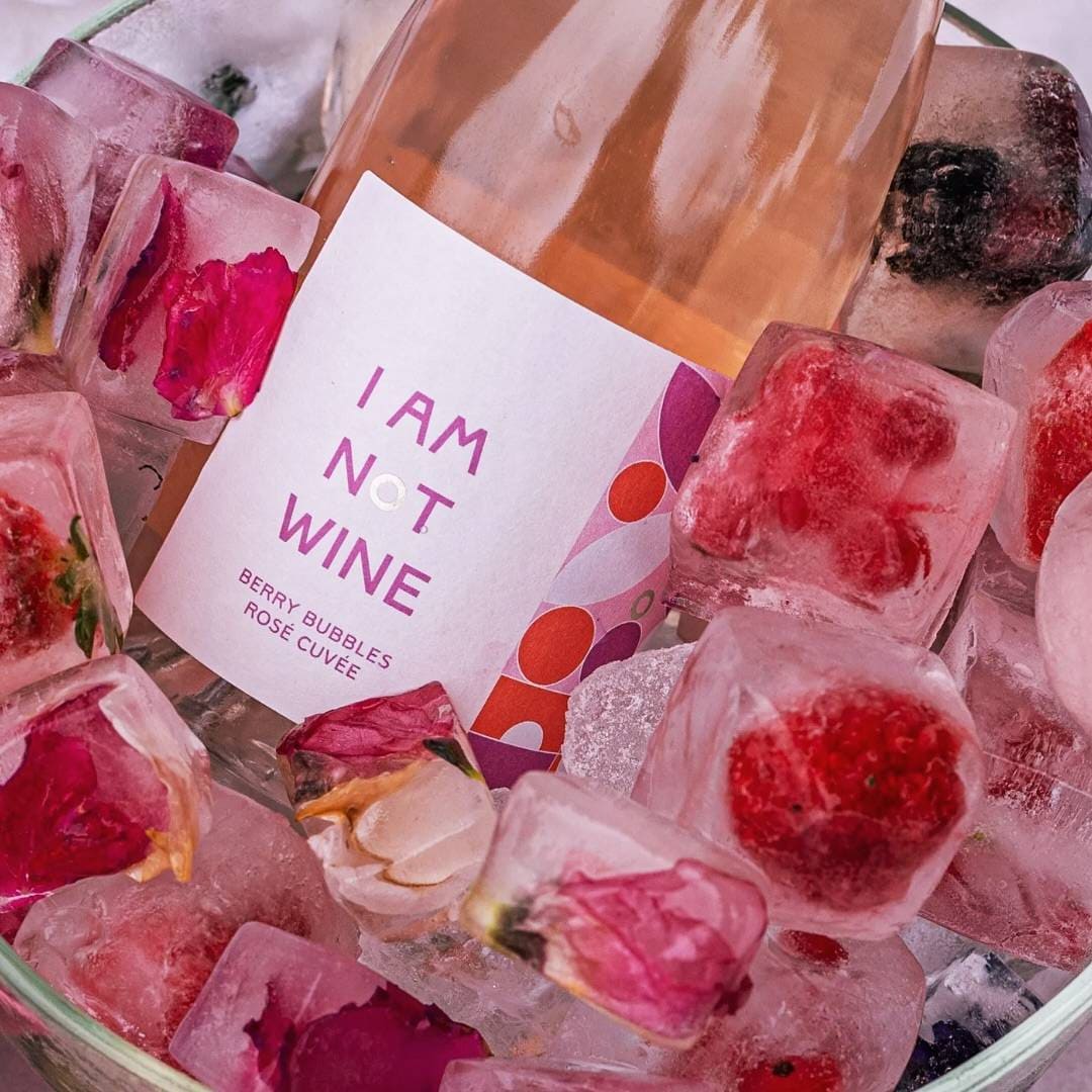 Alkoholfreier Rosé Cuvée Berry Bubbles von I Am Not Wine